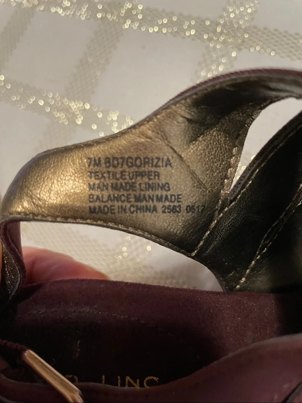 Bandolino wedge sandals, maroon fabric upper, 2 3/4” patent wedge, size 7